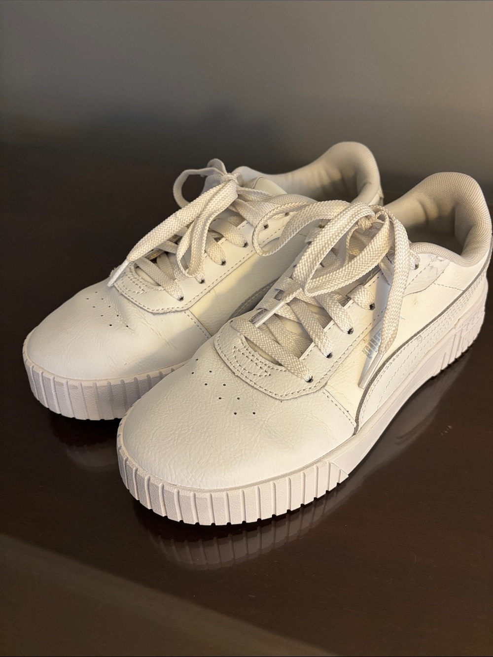 Puma Women's All-White Sneakers Sz 8